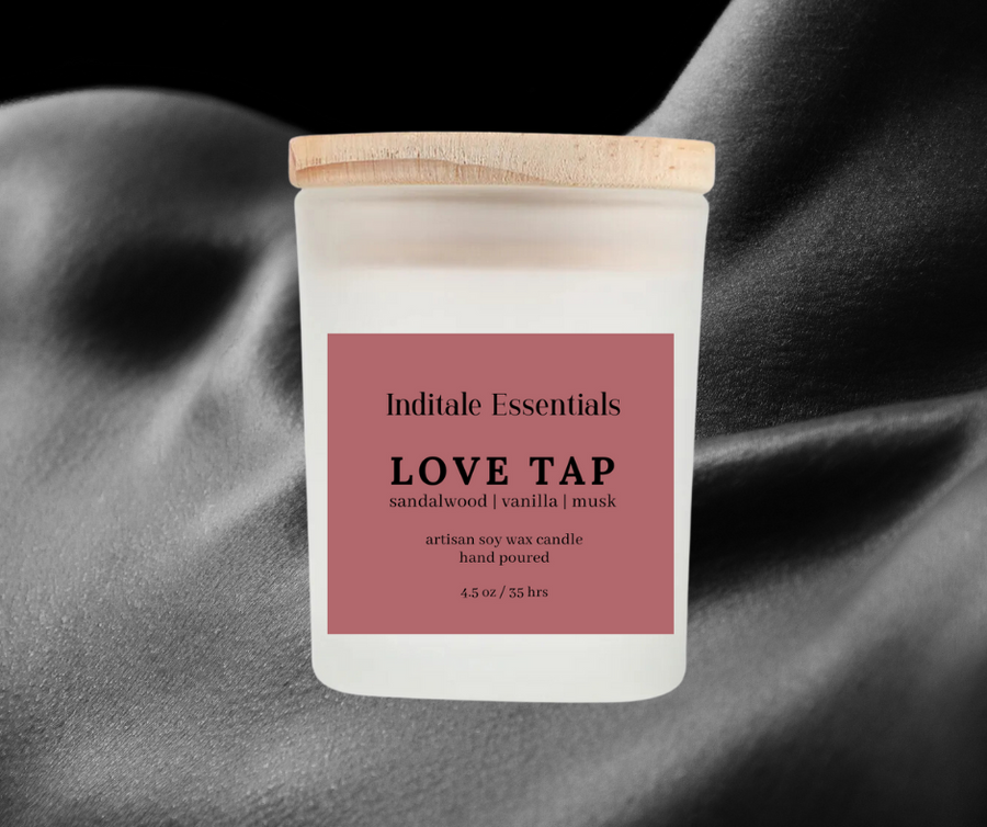 Love Tap // Sandalwood, Vanilla and Musk Scented Candle