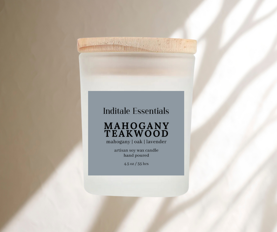 Mahogany Teakwood  // Mahogany Teakwood Scented Candle